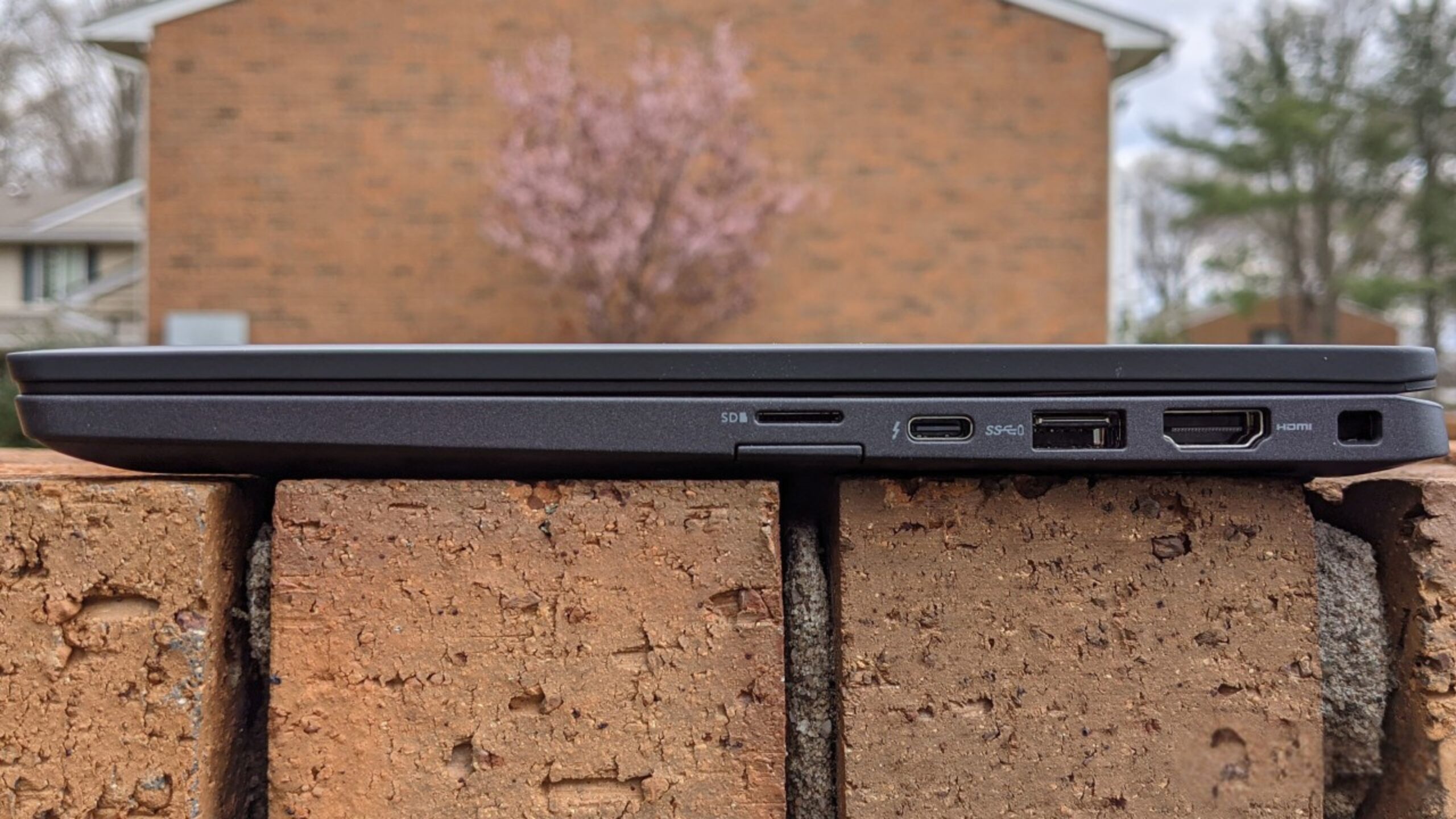 Dell Latitude 7320 by agha smart store laptop store egypt متجر اغا سمارت ستور لابتوب مصر