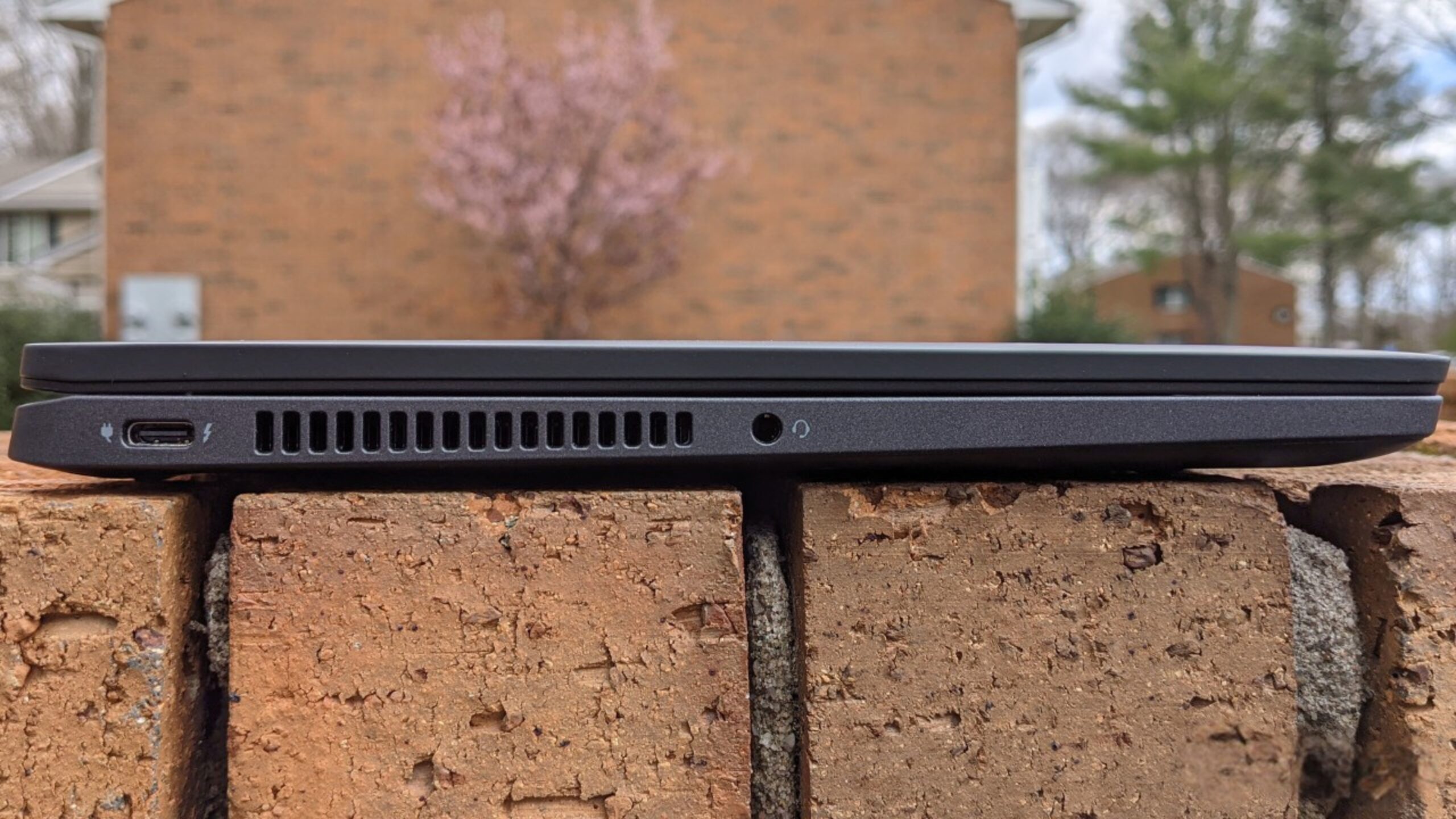 Dell Latitude 7320 by agha smart store laptop store egypt متجر اغا سمارت ستور لابتوب مصر